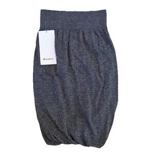 Lululemon Women Size 4 Boulevard Bliss Skirt Bubble Hem Knee Length Stretch Grey